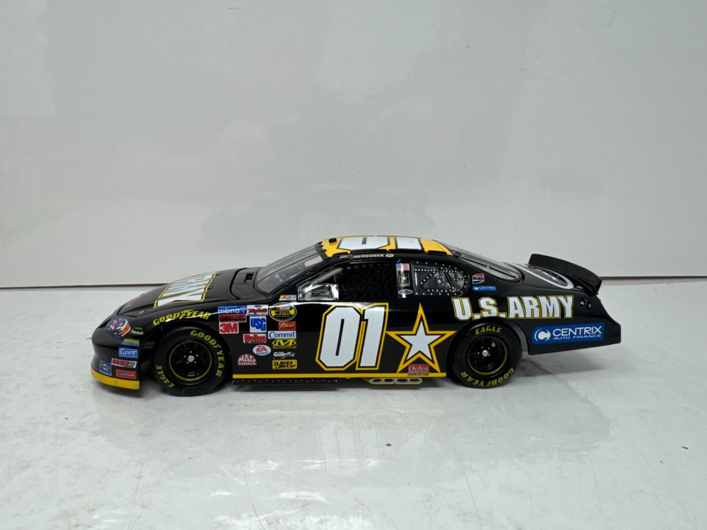 Action Nascar #01 Joe Nemechek U.S. Army 2006 Monte Carlo 1:24 Diecast