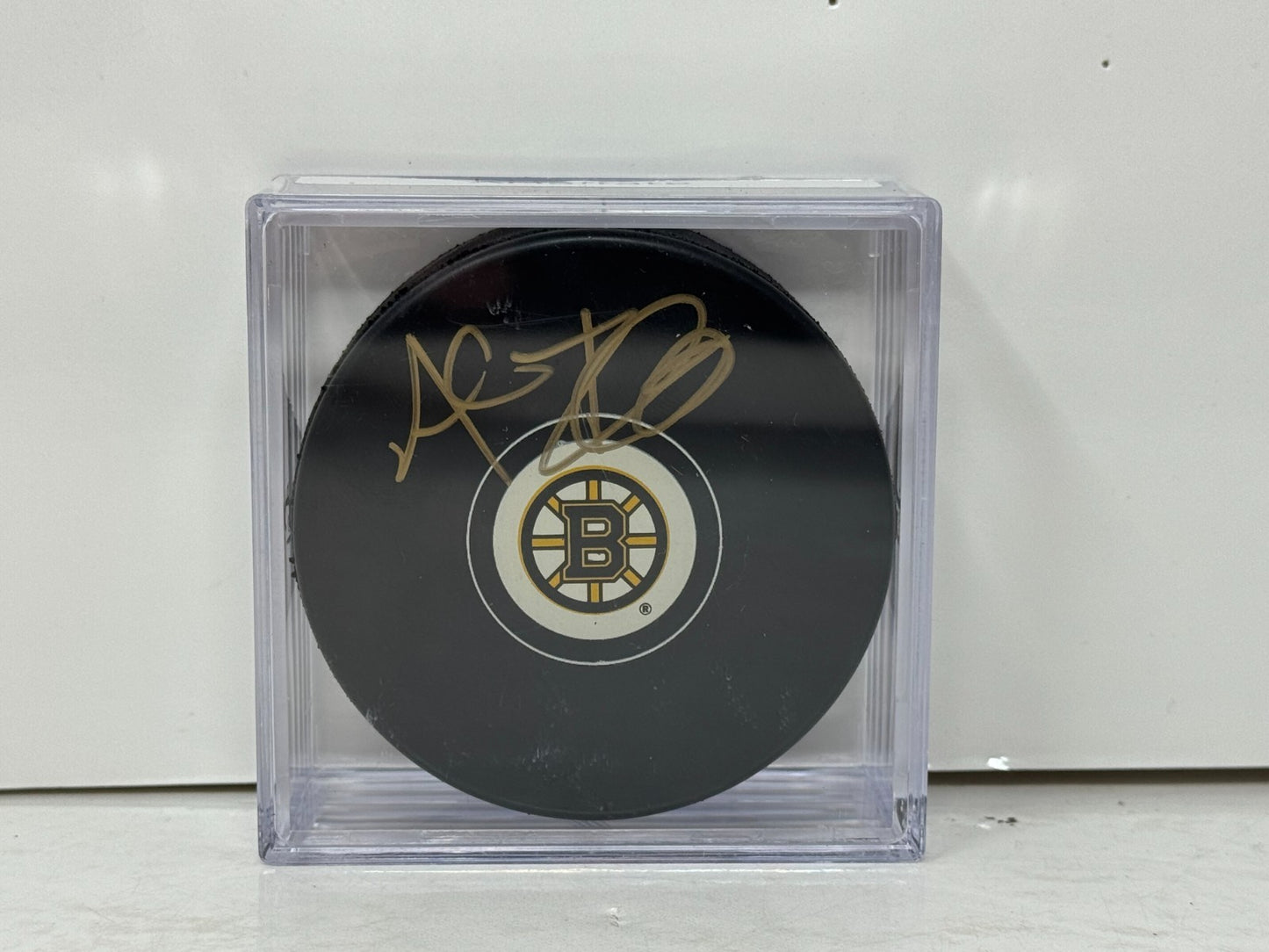 Al Iafrate Boston Bruins Signed NHL Autograph Puck Gold Auto