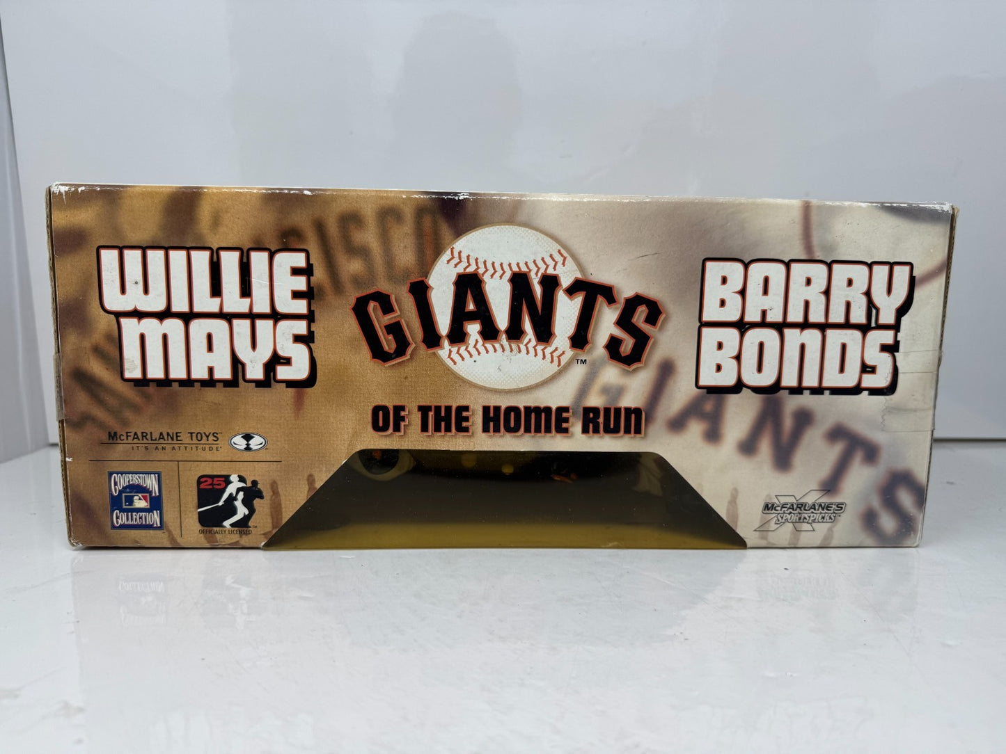 McFarlane MLB Giants of the Home Run 660 Willie Mays & Barry Bonds 2-Pack Figure
