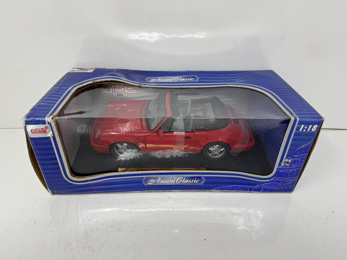 Anson Classic Porsche 911 Carrera 4 Cabriolet 1:18 Diecast