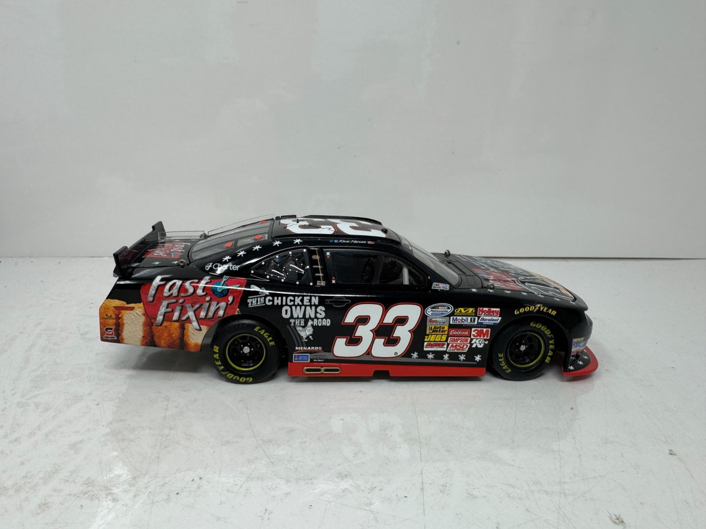 Lionel Racing Nascar #33 Kevin Harvick Fast Fixin 2013 Chevy Camaro 1:24 Diecast