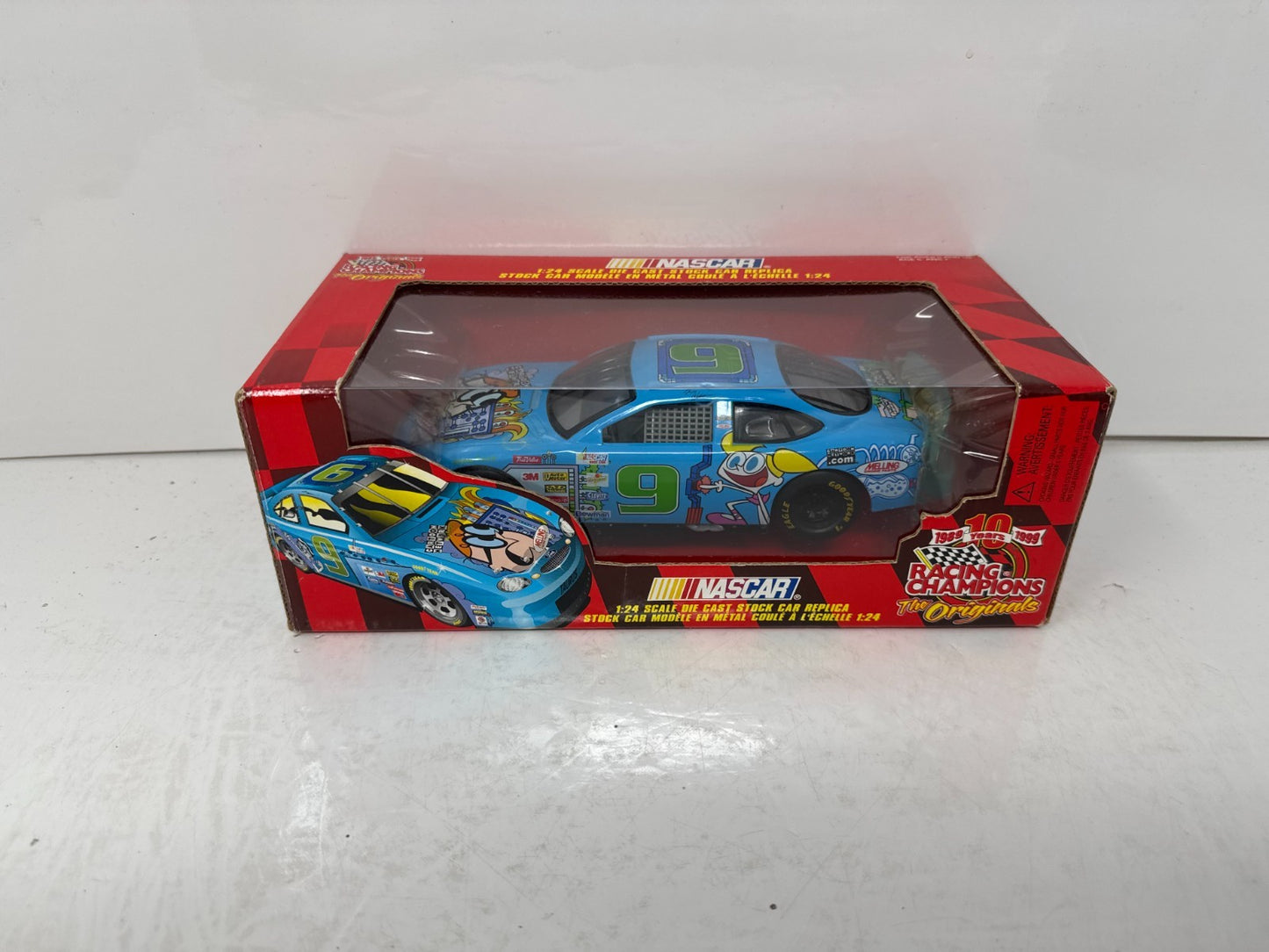Racing Champions Nascar #9 Jerry Nadeau Cartoon Network Ford Taurus 1:24 Diecast