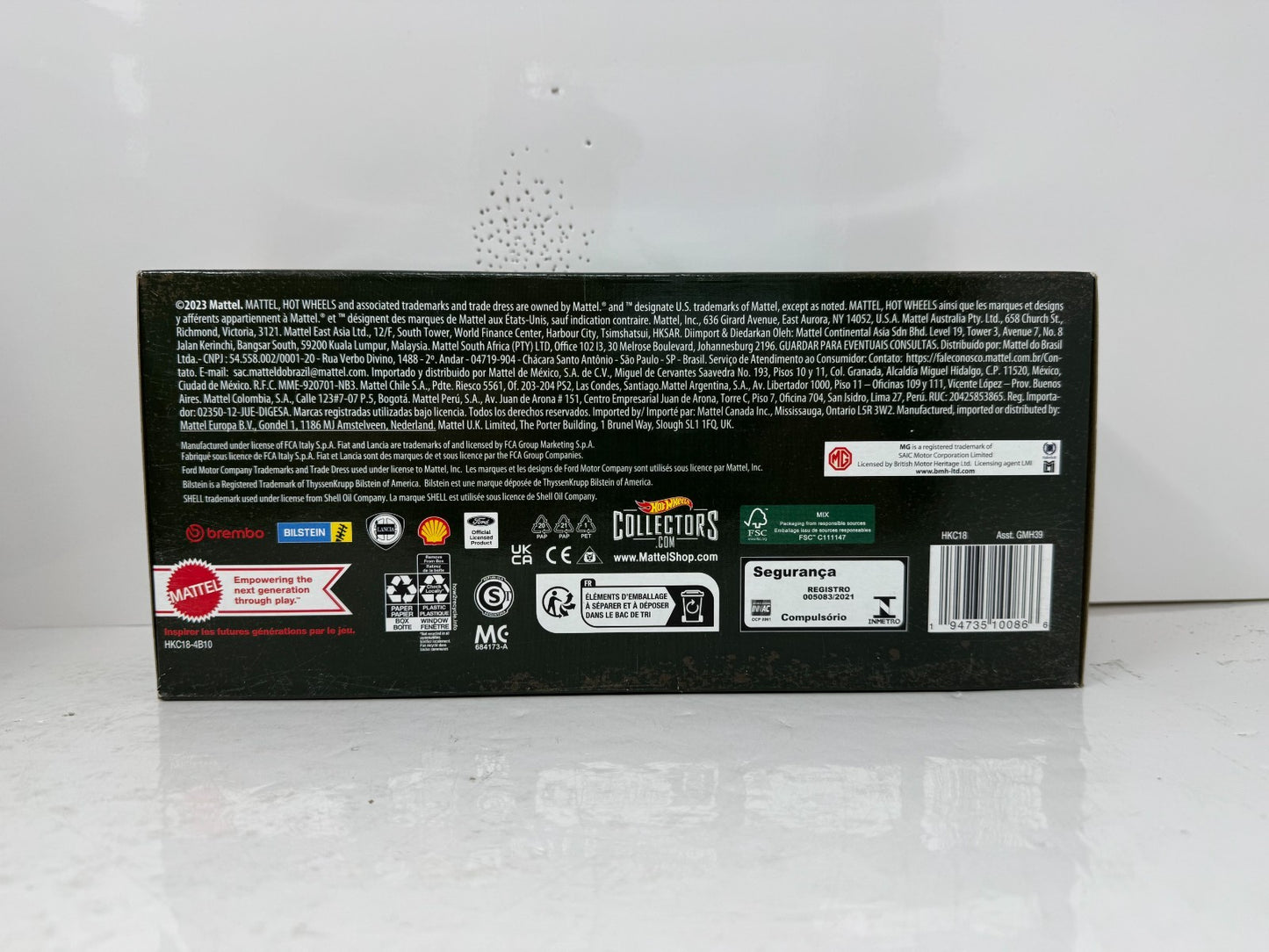 Hot Wheels Premium Rally Legends 4-Pack Collector Diorama Set 1:64 Diecast