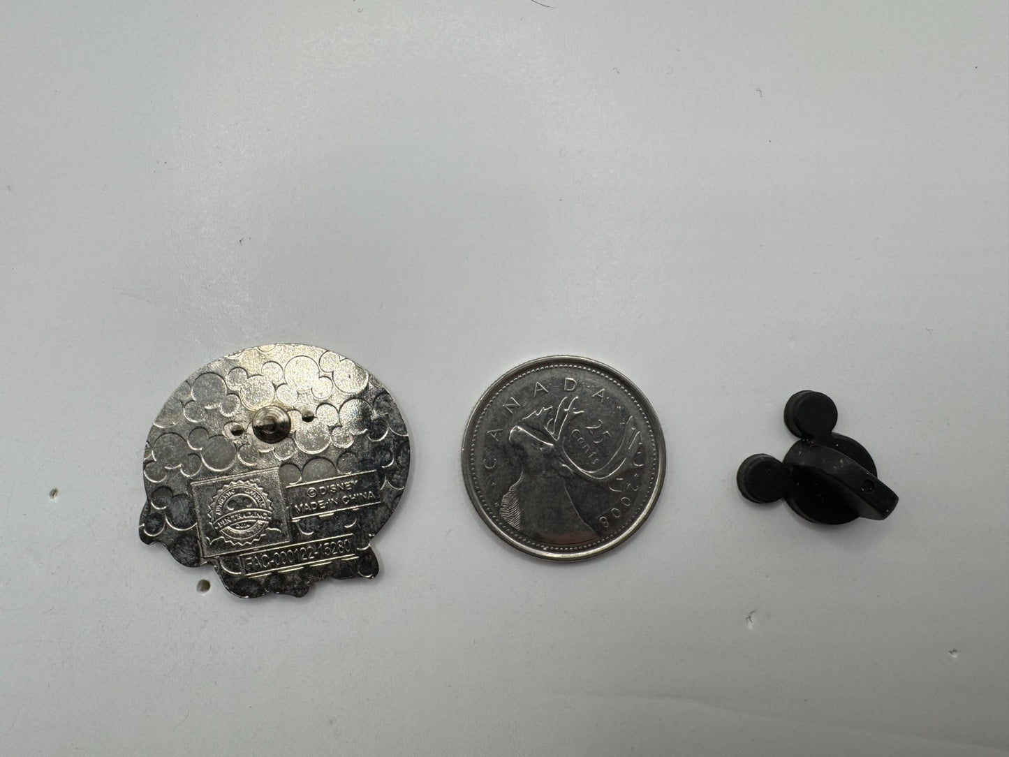 WDW Disney 2016 Dated Starter Lanyard Pluto Trading Pin DC2S12