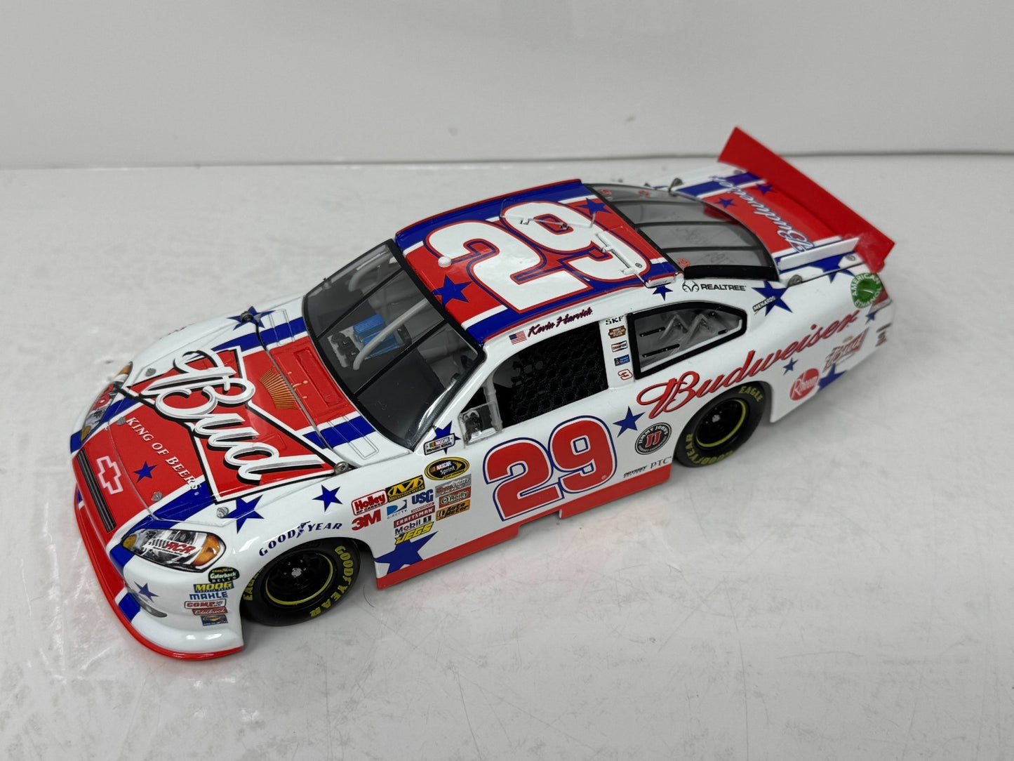 Lionel Racing Nascar #29 Kevin Harvick Budweiser 4th of July Chevy Impala 1:24 Diecast
