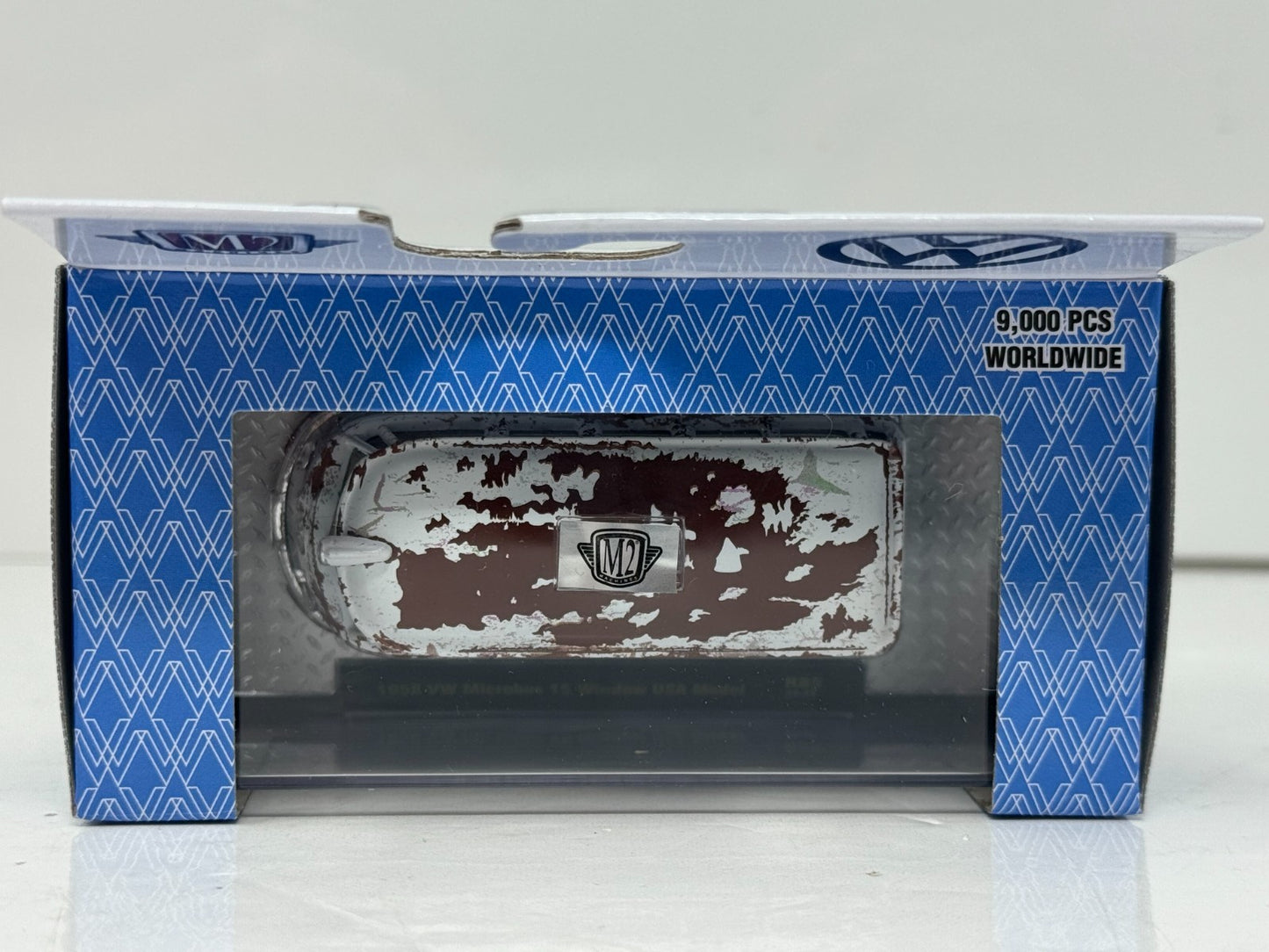 M2 Machines Rusty 1958 Volkswagen VW Microbus 15 Window USA Model 1:64 Diecast