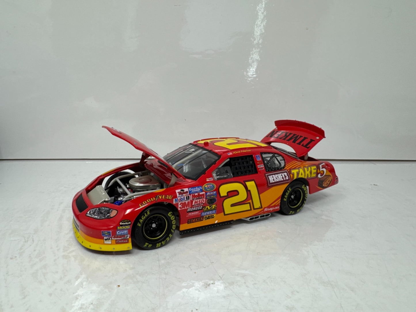 Action Nascar #21 Kevin Harvick Hershey's Take 5 2005 Monte Carlo 1:24 Diecast