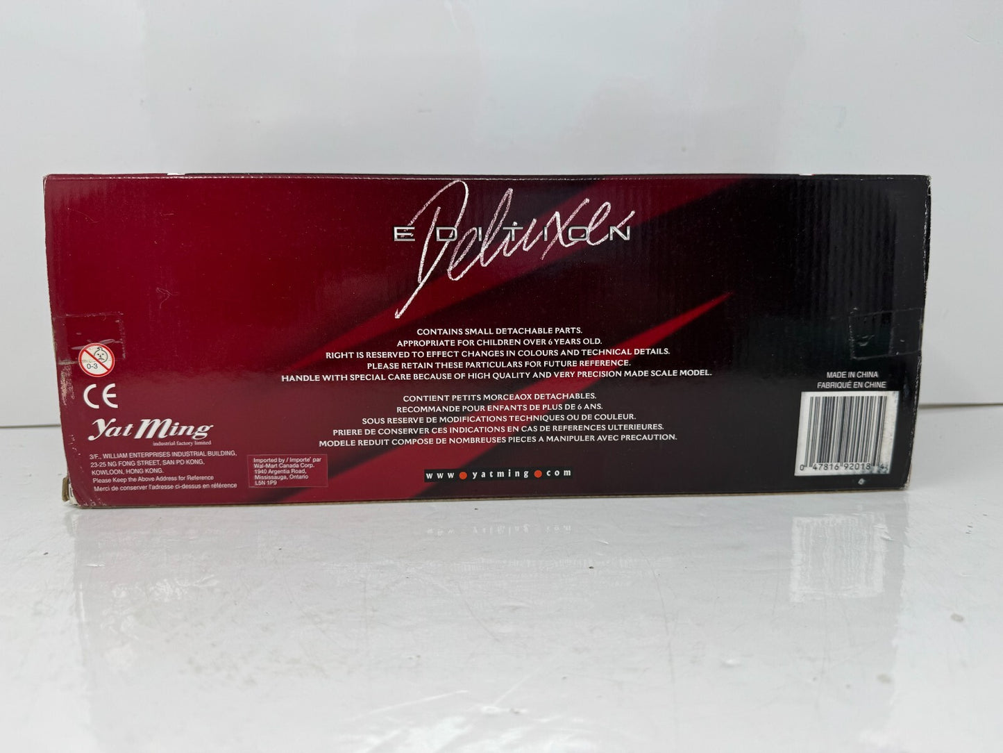 Yat Ming Road Signature 1957 Chevrolet Corvette 1:18 Diecast