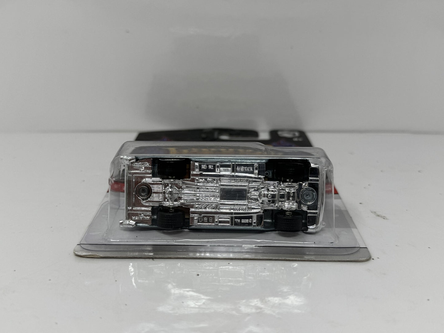 Hot Wheels Larry's Garage 1957 Chevrolet Bel Air 1:64 Diecast Real Riders