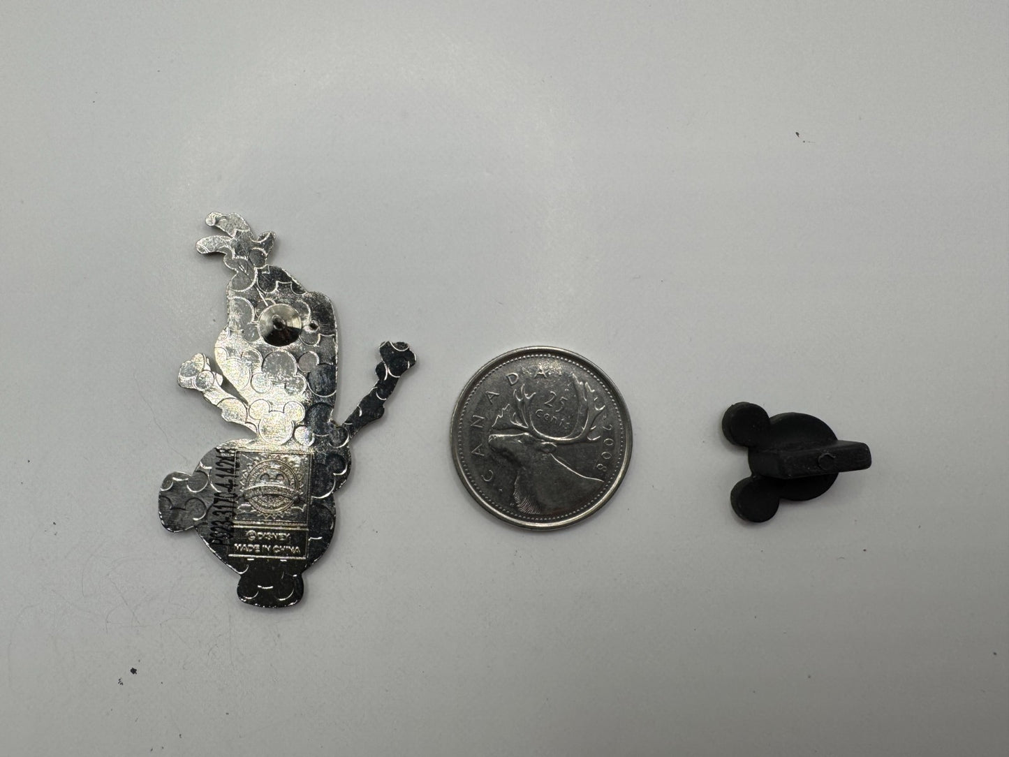 Disney Frozen Snowman Olaf Trading Pin DC1S17