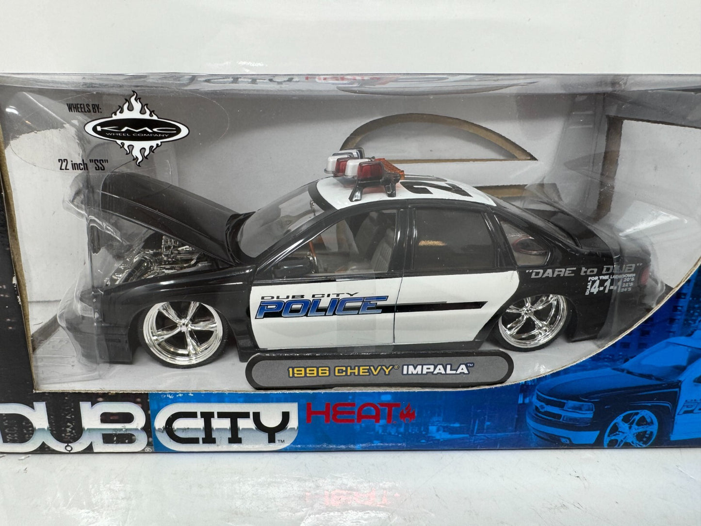 Jada Dub City 1996 Chevy Impala Police 1:24 Diecast KMC Wheels 22 Inch SS Rims