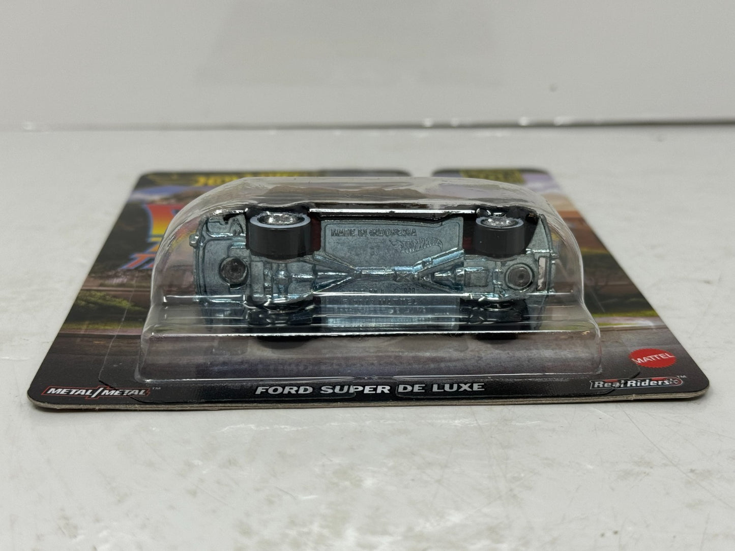 Hot Wheels Premium Back to the Future Ford Super De Luxe 1:64 Diecast