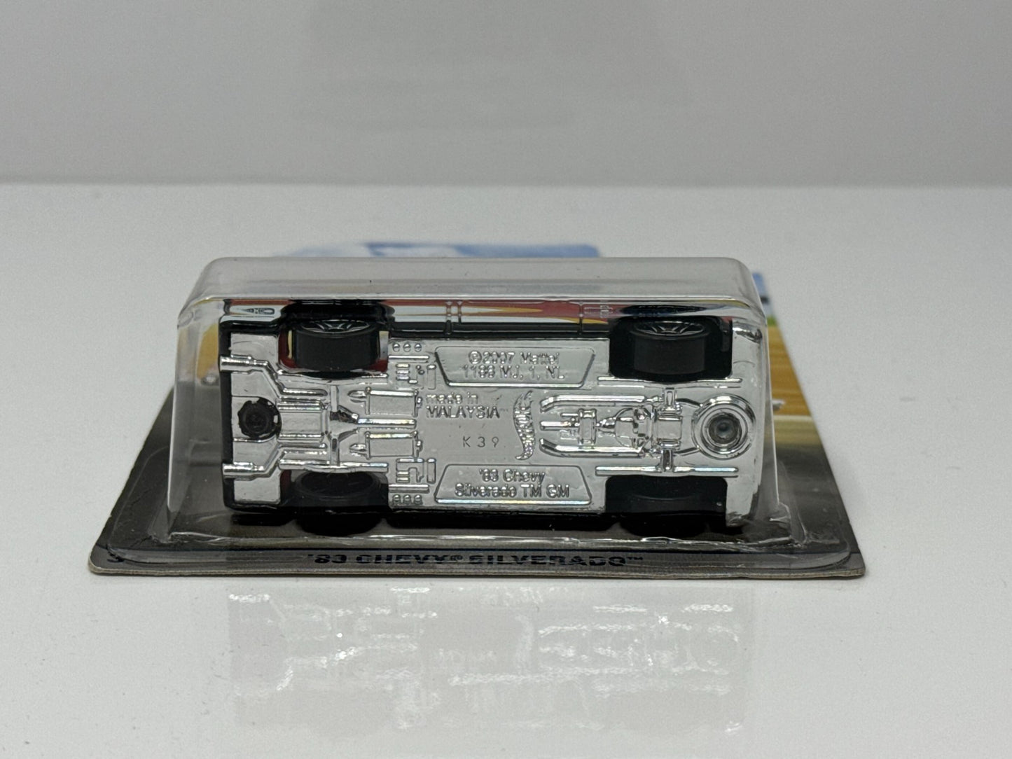 Hot Wheels Chevrolet Trucks 100 Years 1983 Chevy Silverado 1:64 Diecast