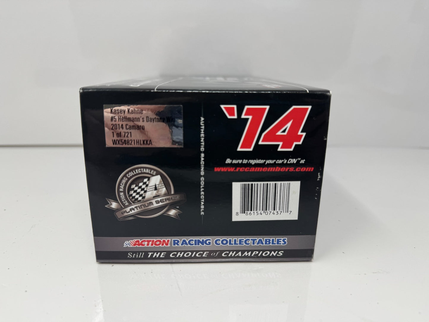 Lionel NASCAR Kasey Kahne #5 Hellmann's Daytona Win 2014 Camaro 1:24 Diecast