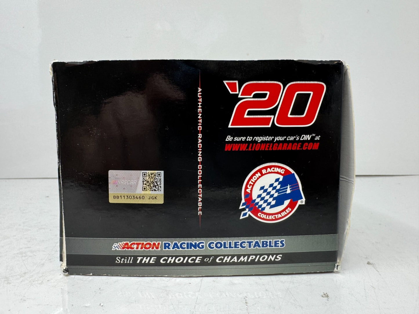 Lionel Racing Nascar #4 Kevin Harvick Busch Beer Darlington Ford Mustang 1:24 Diecast