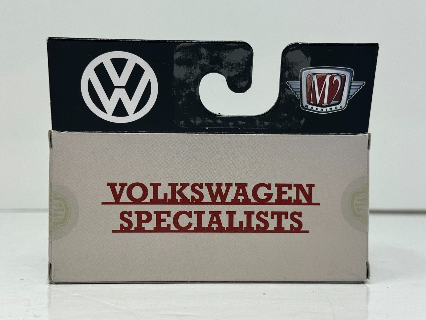 M2 Machines 1959 Volkswagen VW Double Cab Truck USA Model 1:64 Diecast