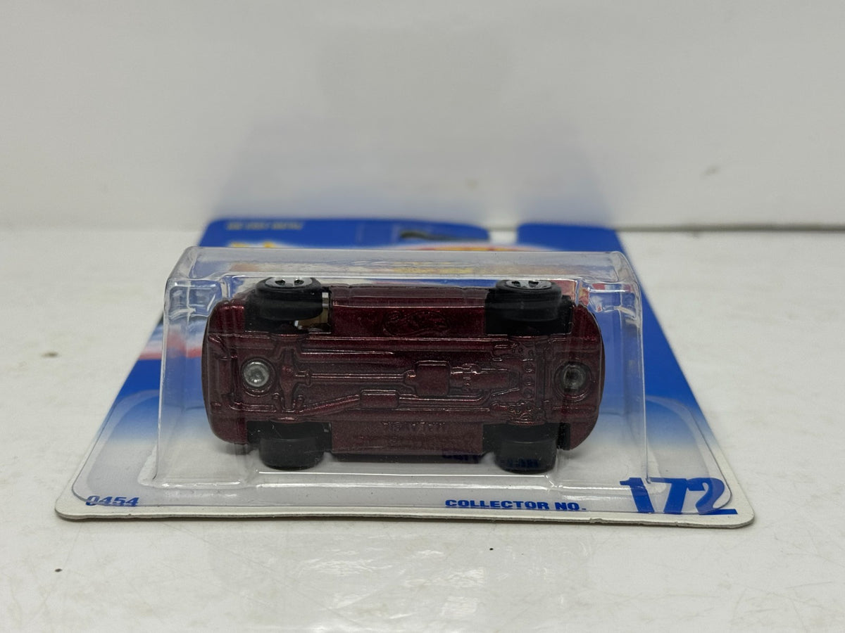 Hot Wheels Mazda MX-5 1:64 Diecast Purple