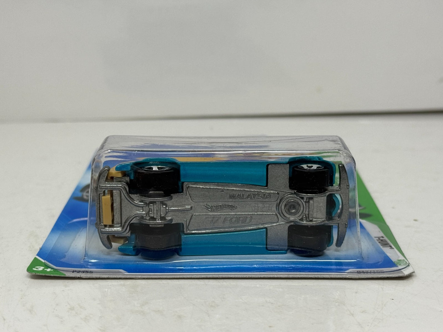 Hot Wheels Treasure Hunt 1937 Ford 1:64 Diecast