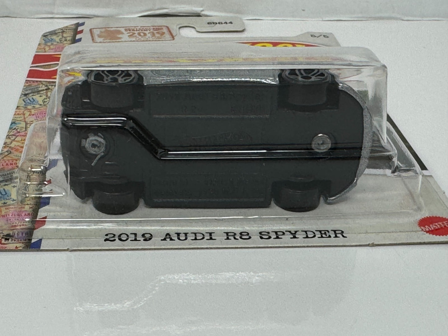 Hot Wheels World Class Racers 2019 Audi R8 Spyder 1:64 Diecast
