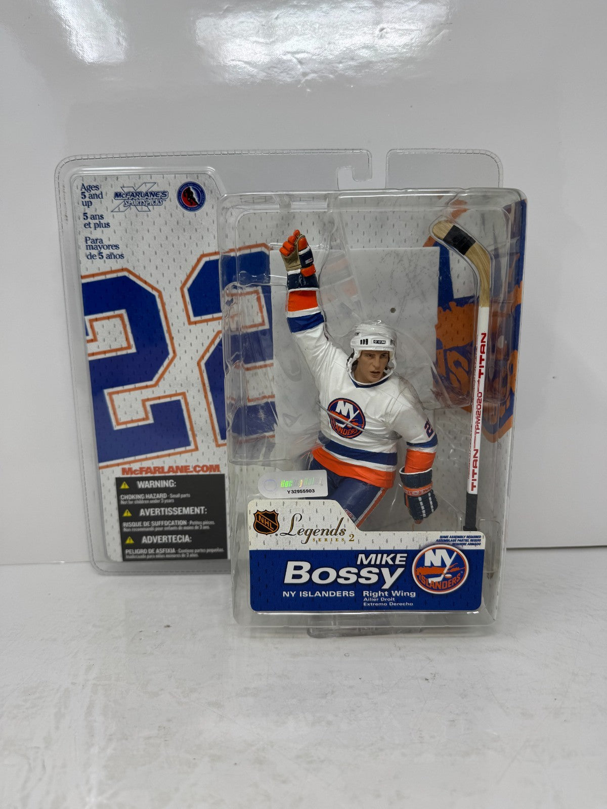 McFarlane NHL Mike Bossy New York Islanders Legends Series 2 Figure