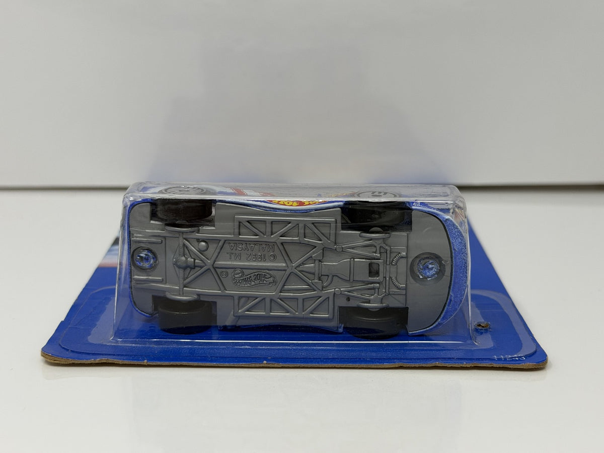 Hot Wheels Chevrolet Camaro Race Car 1:64 Diecast Blue