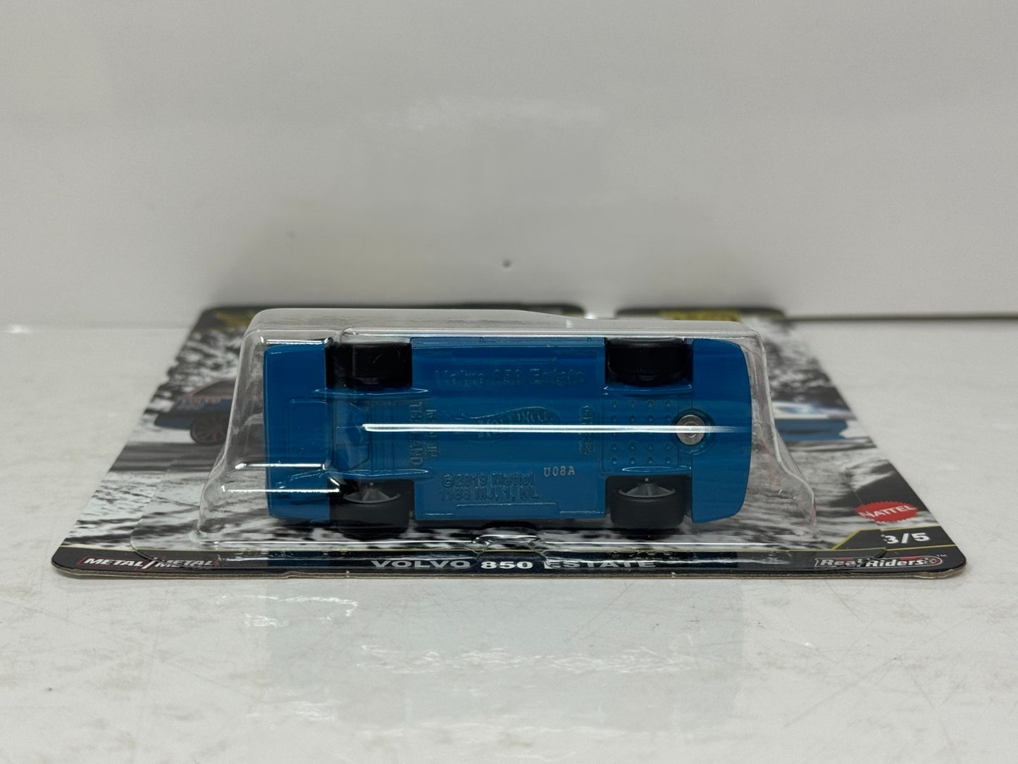 Hot Wheels Premium Fast Wagons Volvo 850 Estate 1:64 Diecast