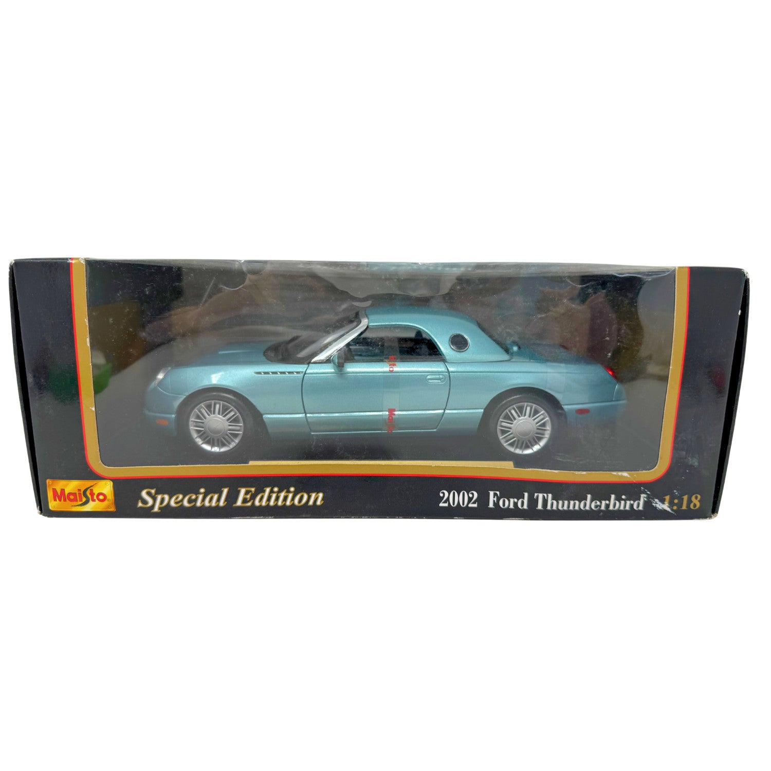 Maisto 2002 Ford Thunderbird Special Edition 1:18 Diecast