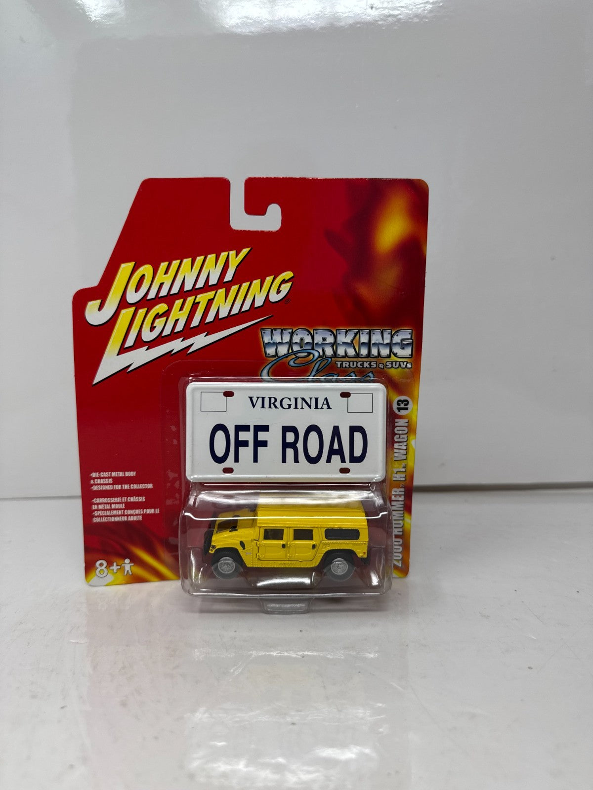 Johnny Lightning Working Class 2000 Hummer H1 Wagon 1:64 Diecast