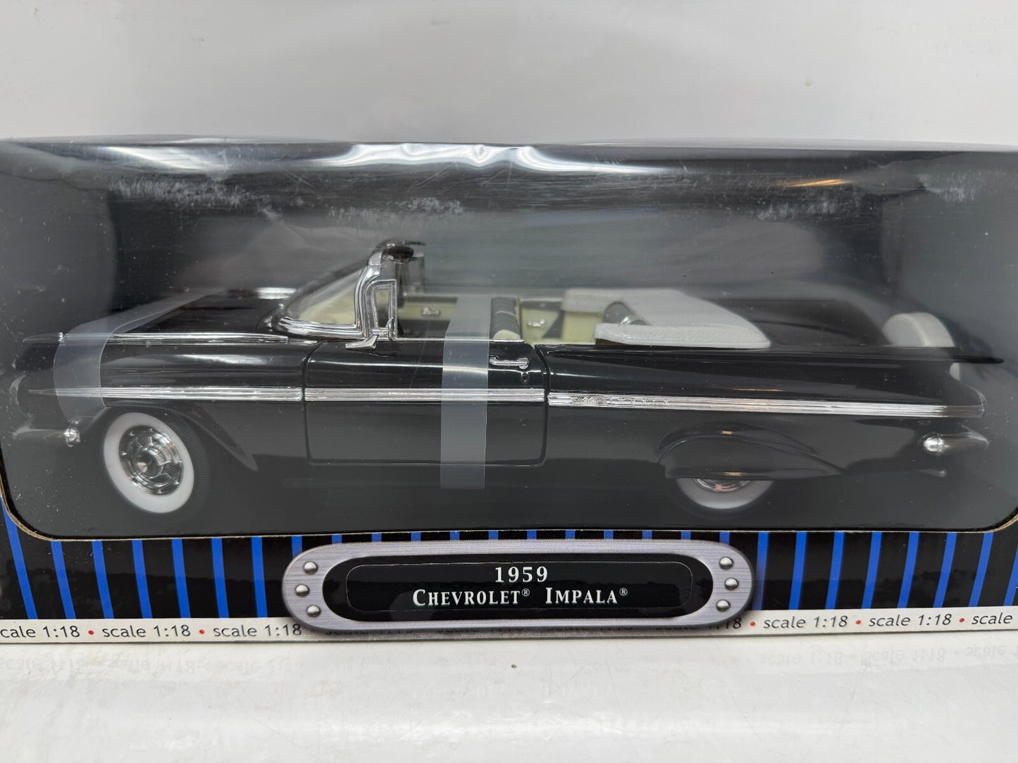 Yat Ming Road Signature 1959 Chevrolet Impala 1:18 Diecast
