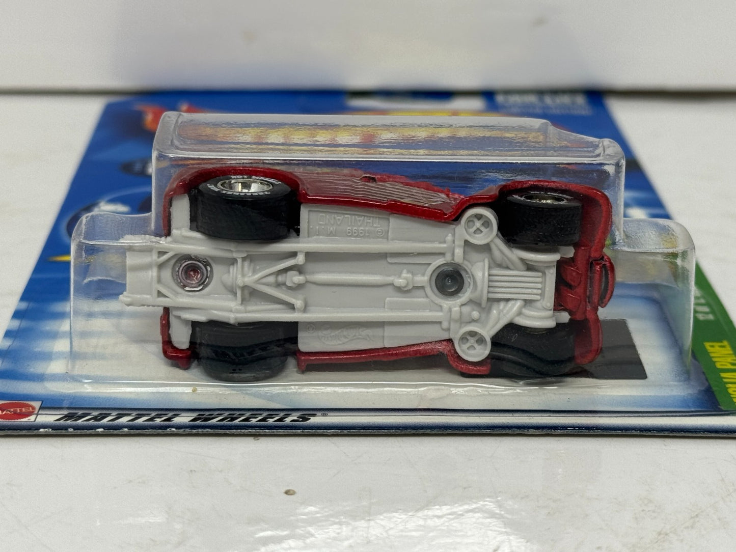 Hot Wheels T-Hunt Anglia Panel 1:64 Diecast Real Riders