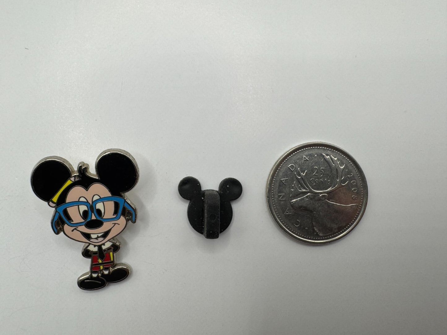 Disney Nerds Rock! Collection Mickey Mouse Trading Pin DC2S1