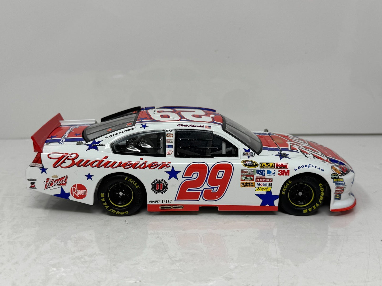 Lionel Racing Nascar #29 Kevin Harvick Budweiser 4th of July Chevy Impala 1:24 Diecast