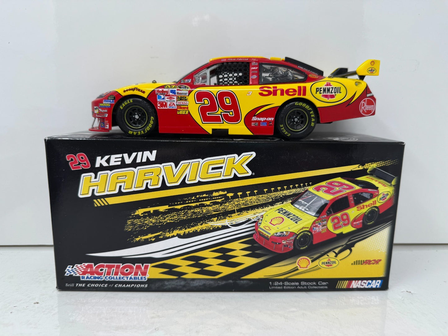 Action Nascar #29 Kevin Harvick Shell 2009 Chevy Impala SS DEALER 1:24 Diecast
