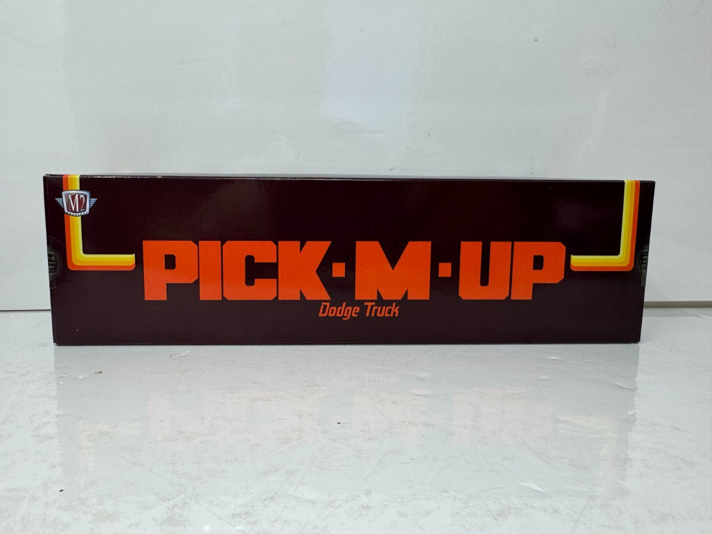 M2 Machines Auto Haulers 1979 Dodge 150 Power Wagon PICK-M-UP 1:64 Diecast