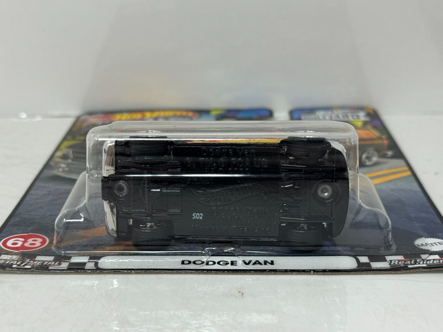 Hot Wheels Premium Boulevard #68 Dodge Van 1:64 Diecast