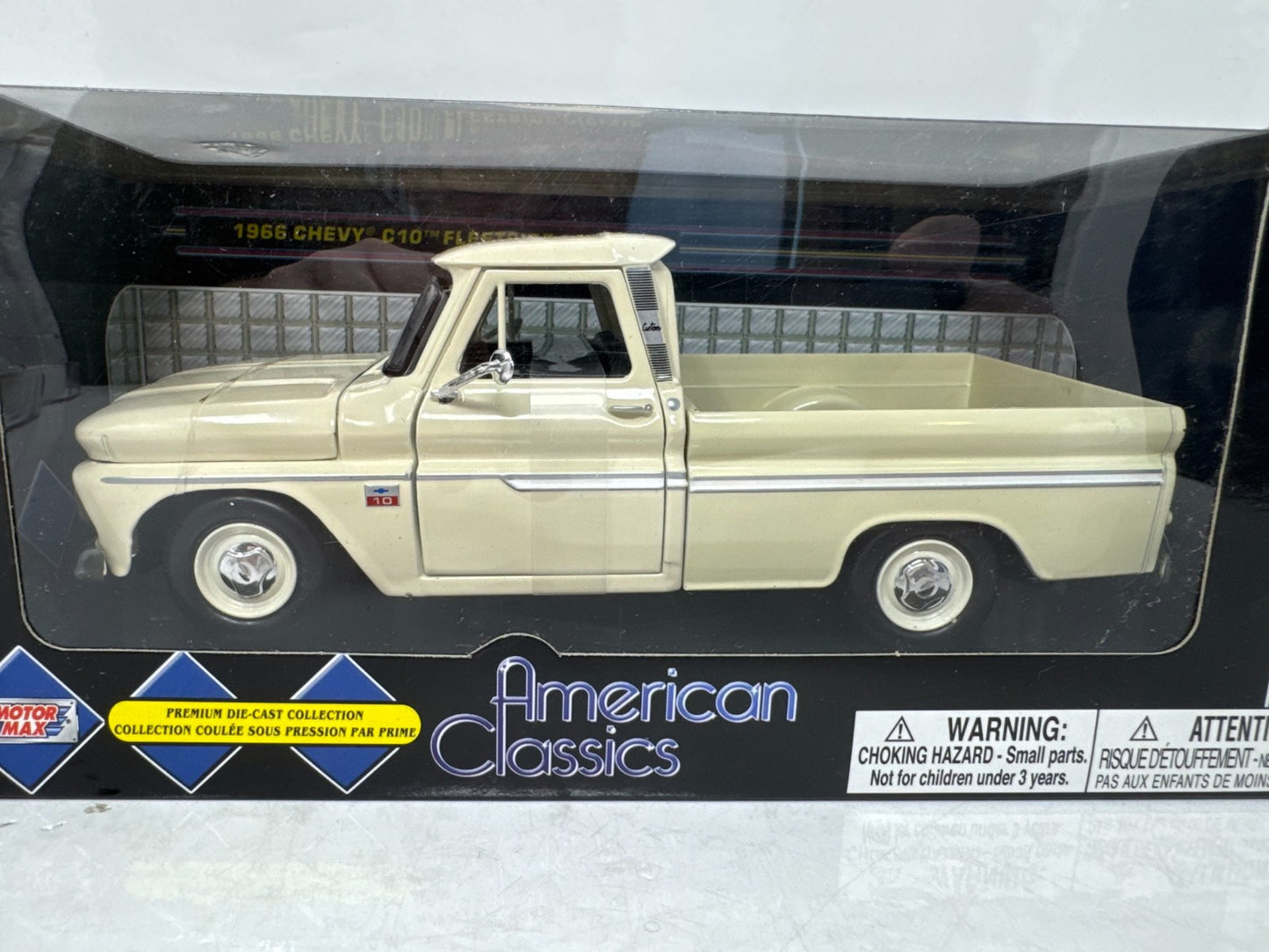 Motormax American Classics 1966 Chevy C10 Fleetside Pickup 1:24 Diecast