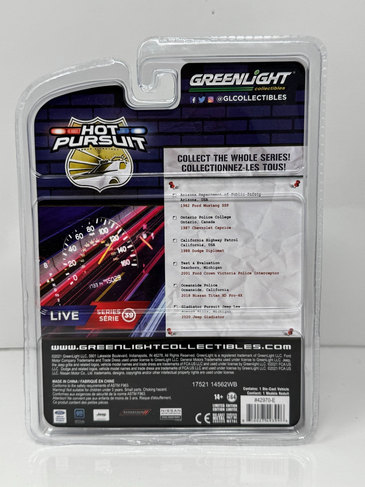 Greenlight Hot Pursuit 2018 Nissan Titan XD PRO-4X Oceanside Police 1:64 Diecast