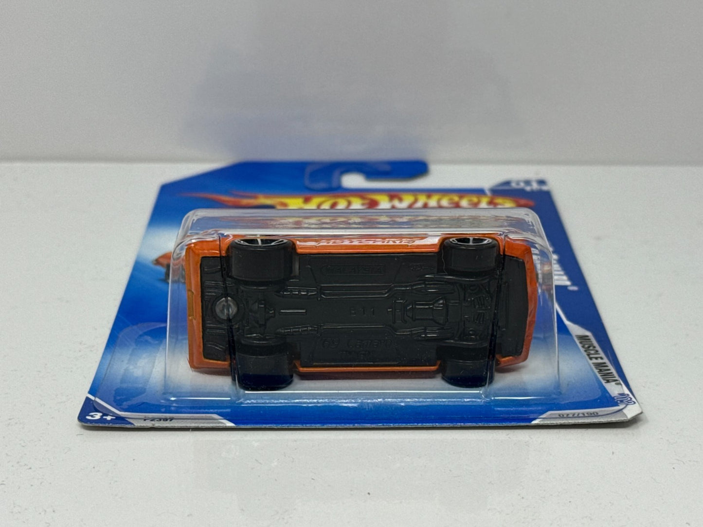 Hot Wheels Muscle Mania 1969 Chevrolet Camaro 1:64 Diecast Factory Sealed Orange