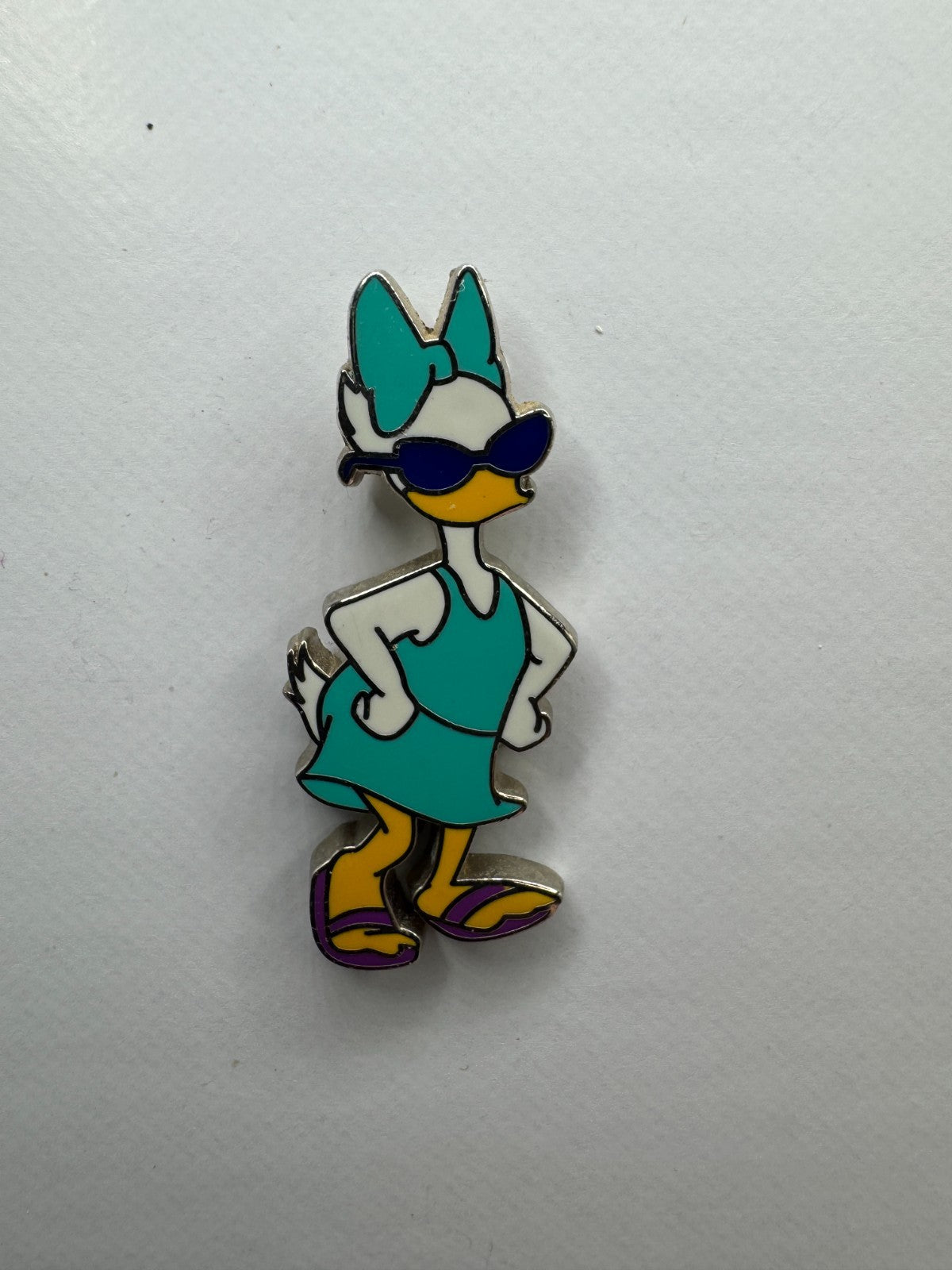 Disney Daisy Duck Cool Characters Sunglasses Trading Pin DC2S10