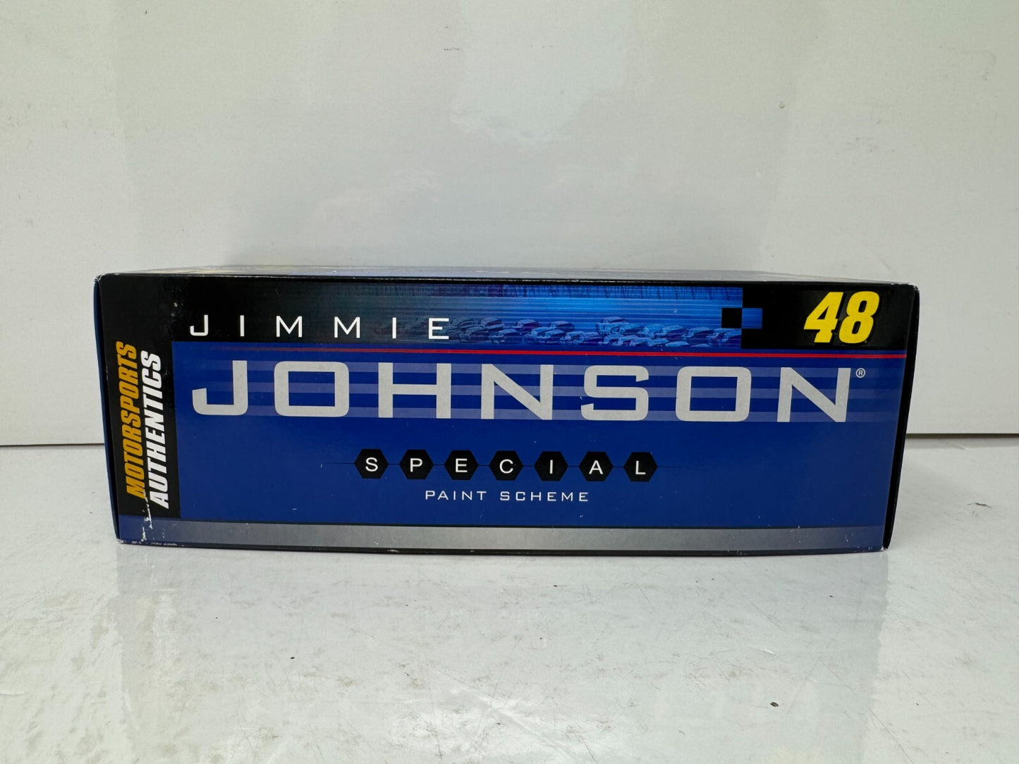 Motorsports Authentics #48 Jimmie Johnson Lowe's Kobalt 2006 Chevy 1:24 Diecast