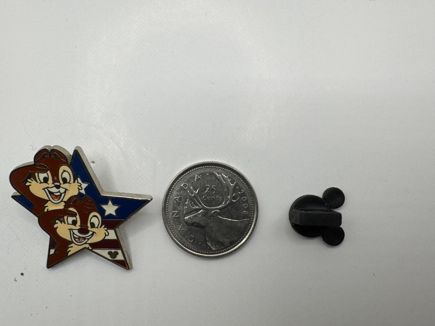 DLR Disney Chip 'n' Dale Patriotic Star Salute Hidden Mickey Trading Pin DC1S1