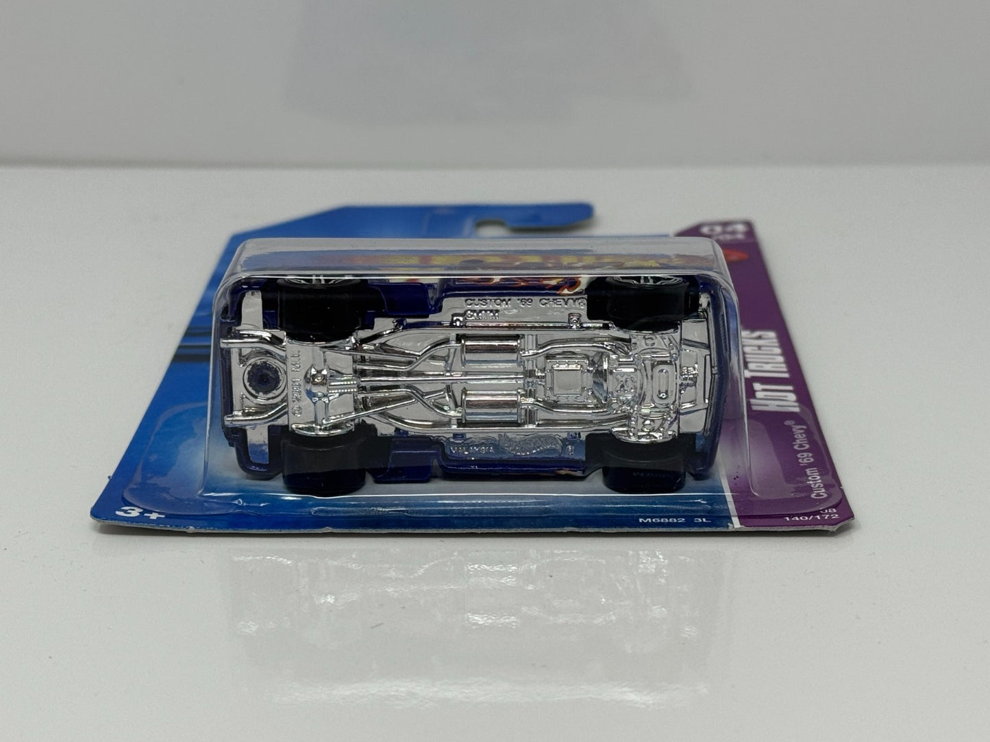 Hot Wheels Hot Trucks Custom 1969 Chevy with Flames 1:64 Diecast