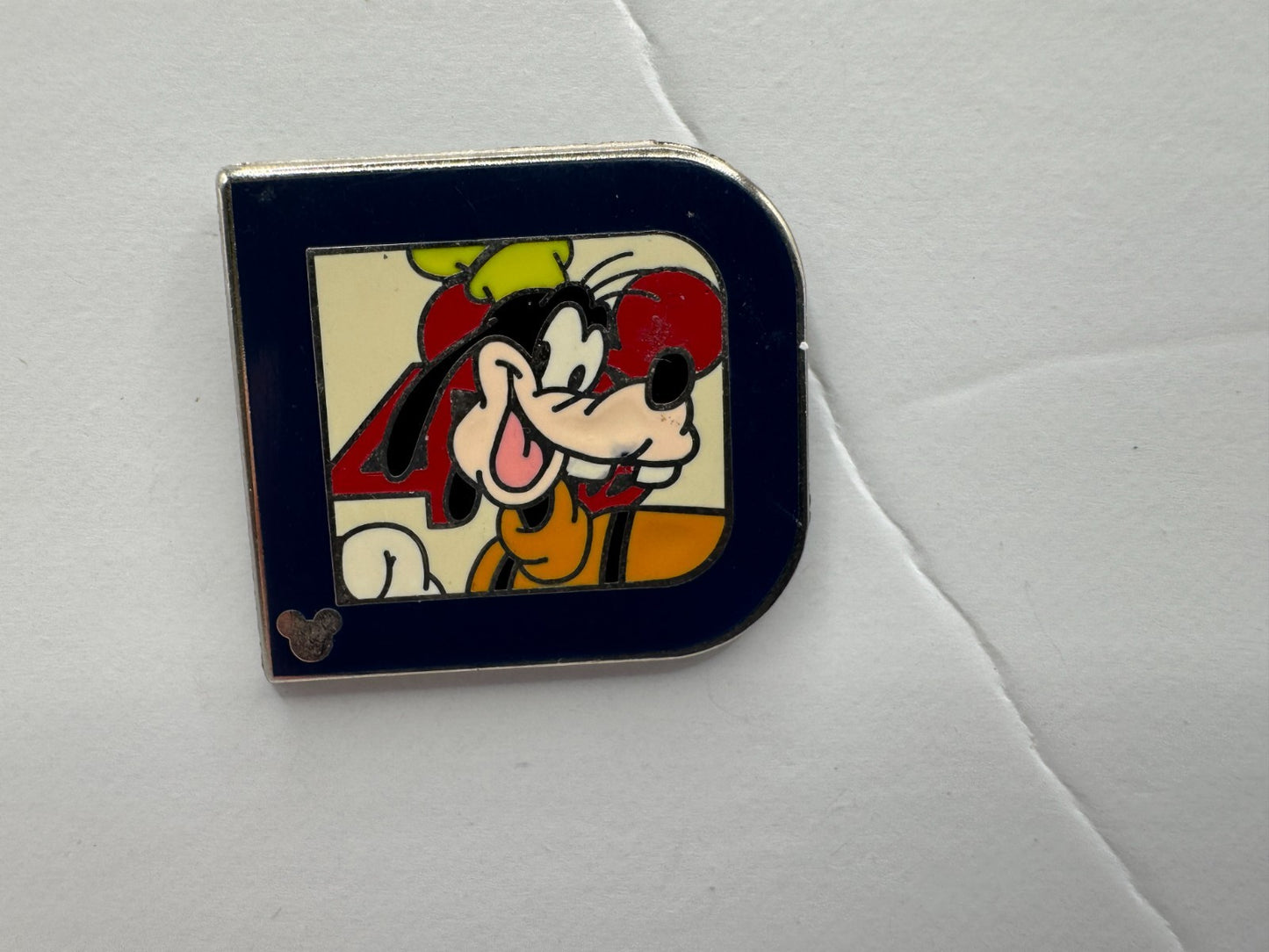 WDW Disney Goofy Retro Classic D Hidden Mickey Trading Pin DC2S8