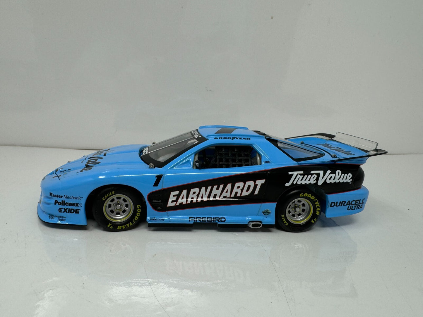 Action Nascar Dale Earnhardt Sr True Value '00 IROC Firebird Xtreme 1:24 Diecast