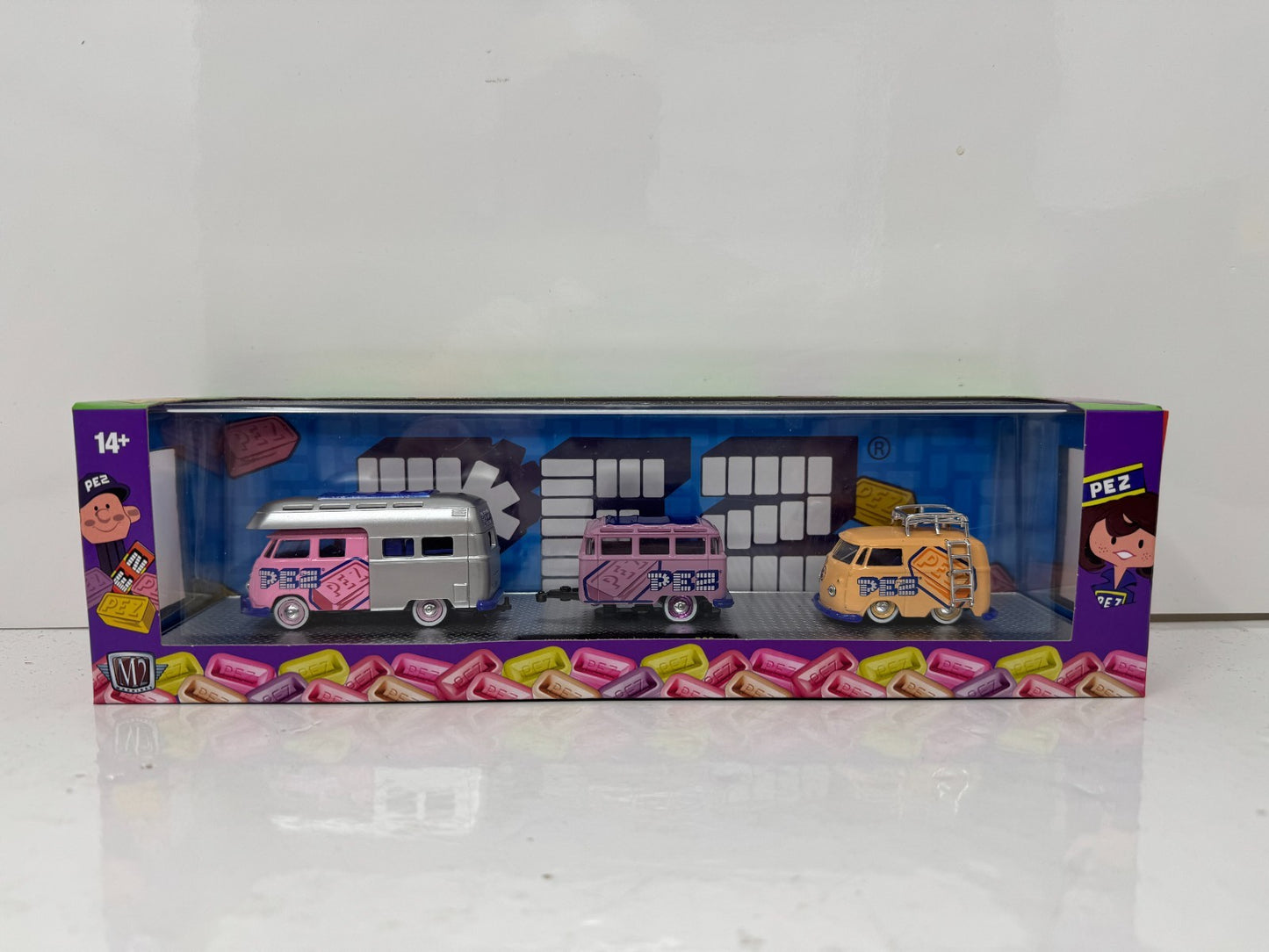 M2 Machines 1959 VW Double Cab Truck US Model & 1960 Delivery Van 1:64 Diecast