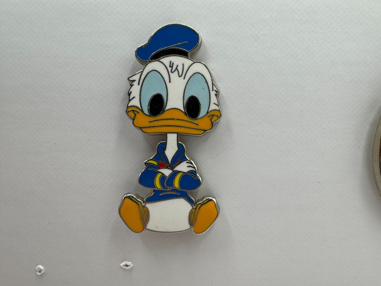Disney Donald Duck Big Head Art Booster Trading Pin DC2S10