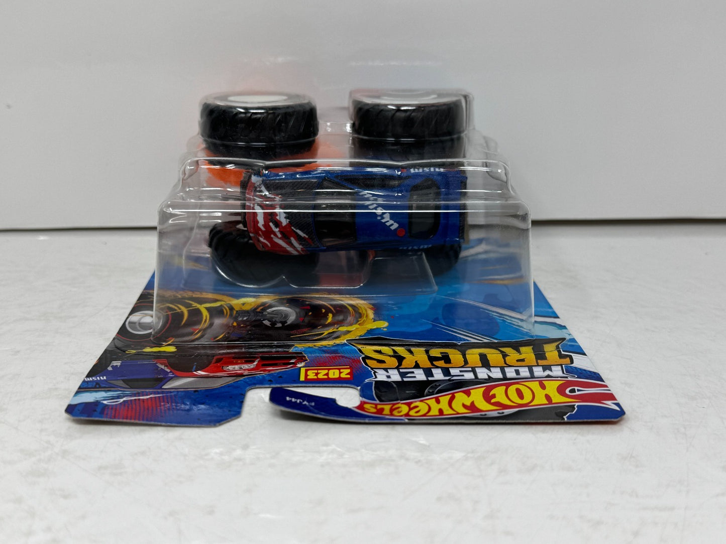 Hot Wheels Monster Trucks Treasure Hunt Nissan GT-R R34 Nismo 1:64 Diecast