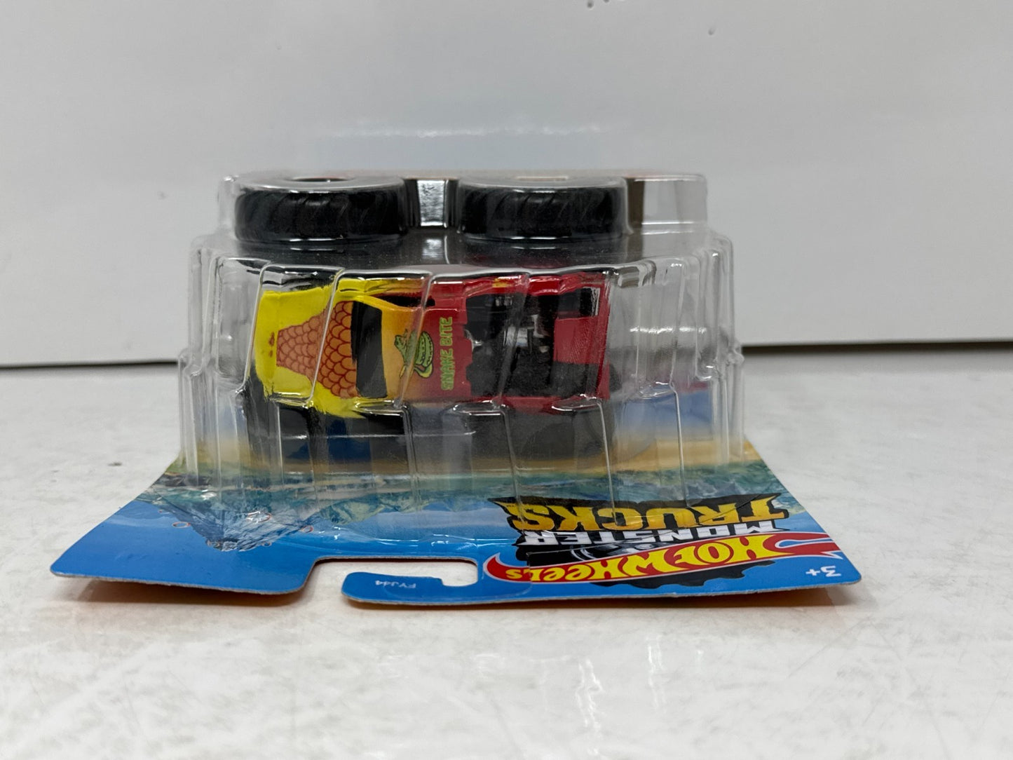 Hot Wheels Monster Trucks Treasure Hunt Snake Bite 1:64 Diecast