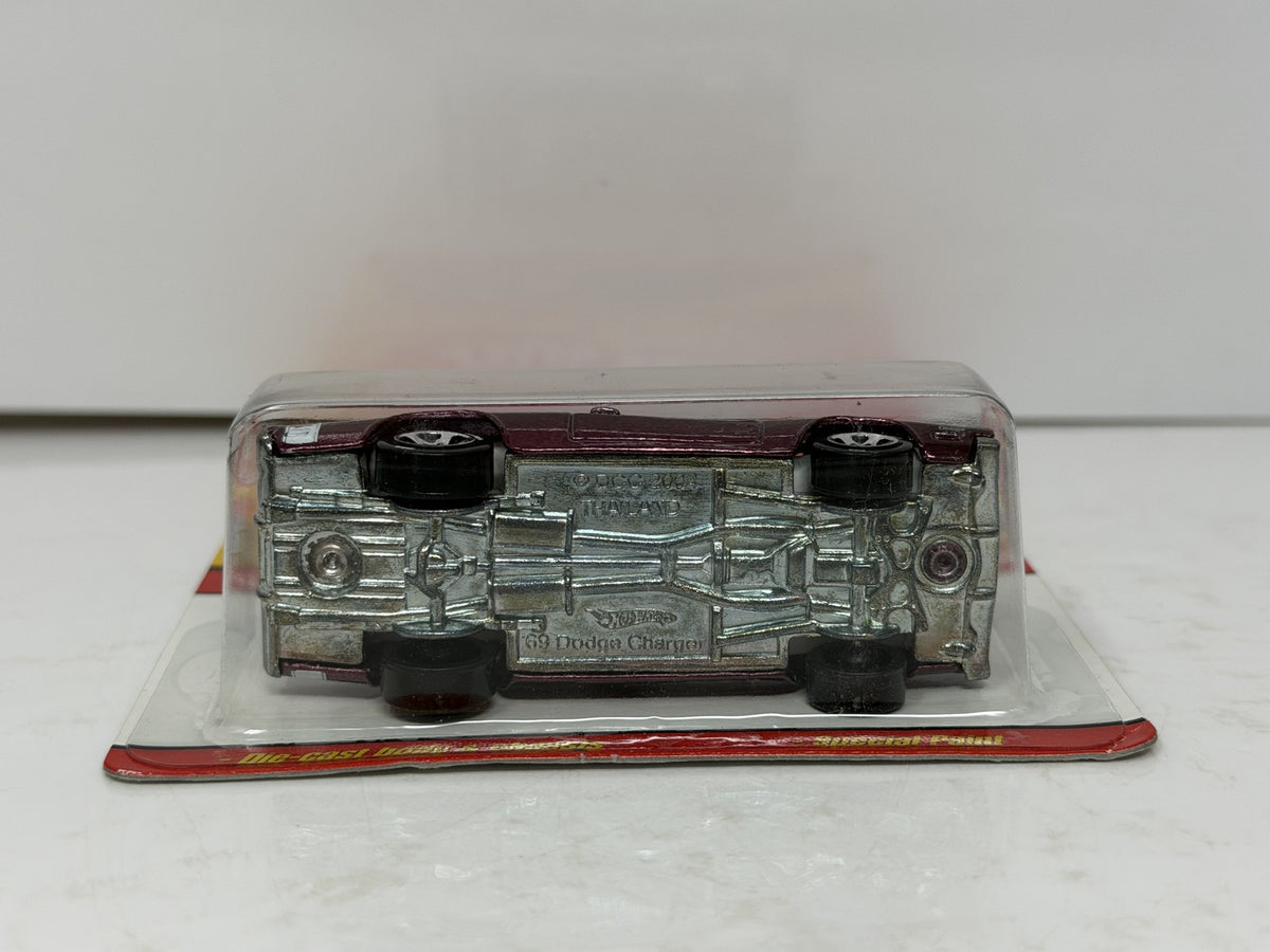 Hot Wheels Classics Series 2 1969 Dodge Charger Spectraflame 1:64 Diecast Purple