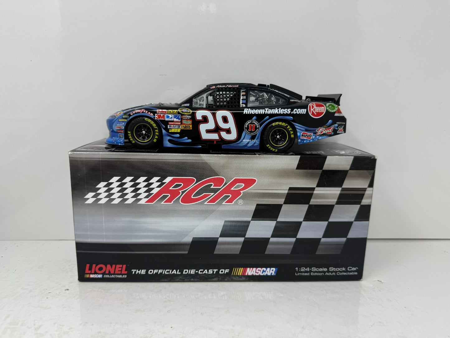 Lionel Racing Nascar #29 Kevin Harvick Rheem 2011 Chevy Impala 1:24 Diecast